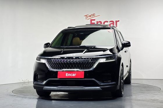 Kia Carnival 9-Seater Signature — пробег 41 763 км — фото 3 из 5