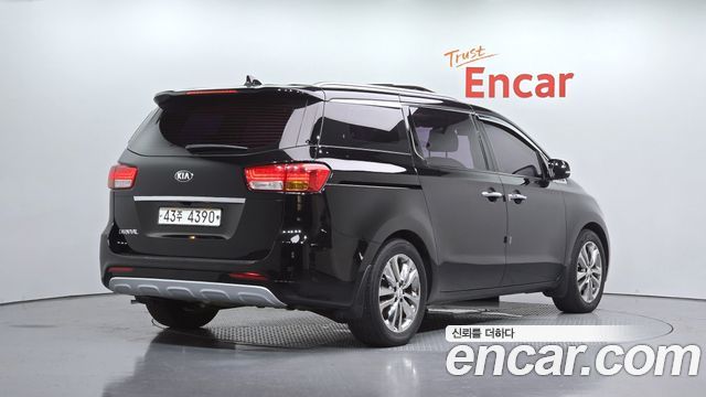 Kia Carnival из Кореи Encar