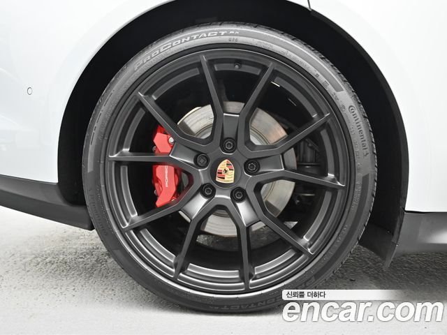 Porsche Taycan из Кореи Encar