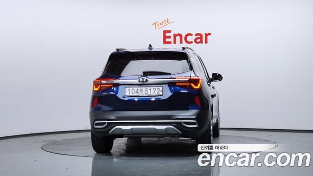 Kia Seltos из Кореи Encar