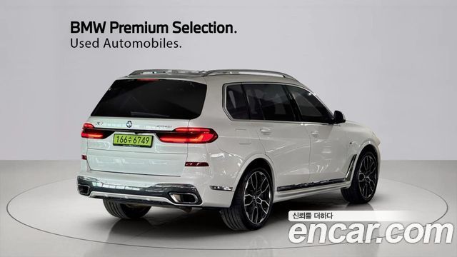 BMW X7 xDrive 40i M Sport 6STR — пробег 10 638 км — фото 2 из 5