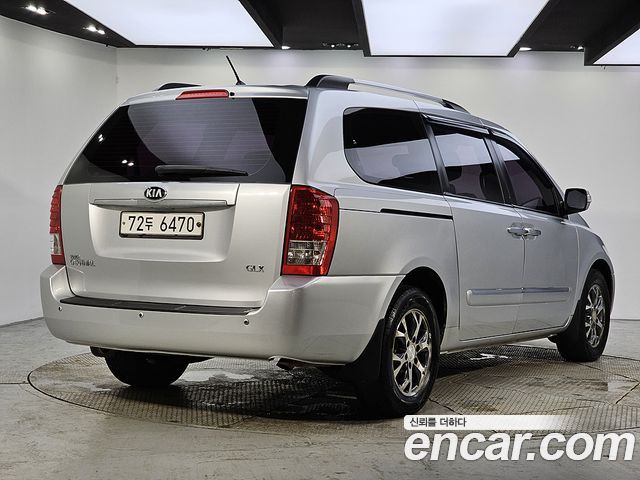 Kia Carnival Grand Carnival GLX Deluxe — пробег 128 670 км — фото 4 из 5