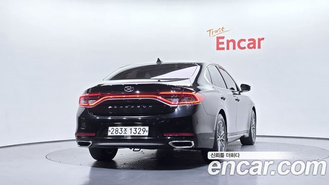 Hyundai Grandeur из Кореи Encar