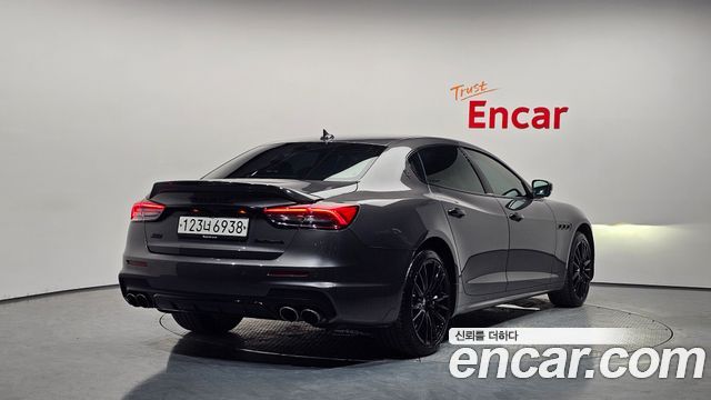 Maserati Quattroporte из Кореи Encar