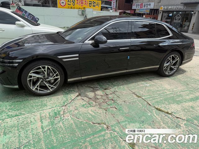 Genesis G90 Gasoline 3.5 Turbo AWD — пробег 18 000 км — фото 3 из 5