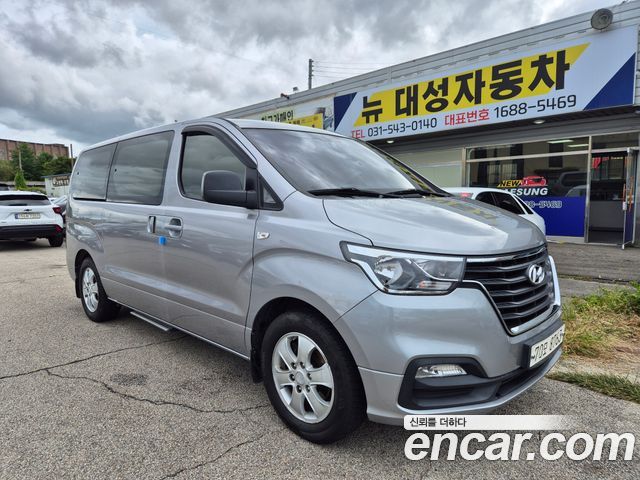 Hyundai Starex Wagon 11-Seater Smart — пробег 66 843 км — фото 1 из 5