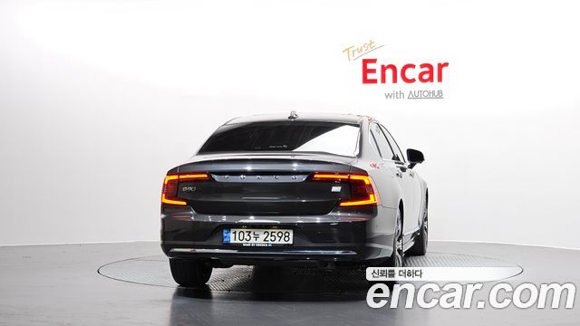 Volvo S90 T8 AWD Inscription — пробег 106 799 км — фото 4 из 5