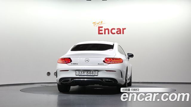 Mercedes-Benz C-Class из Кореи Encar