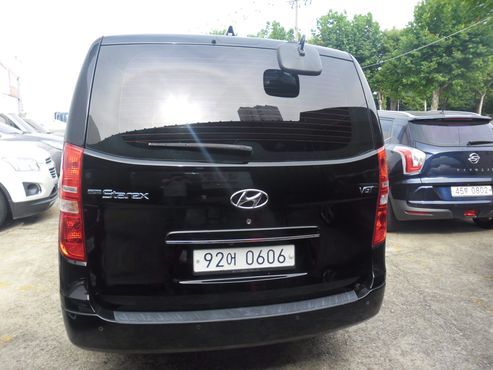 Hyundai Starex Van 5-Seater Modern — пробег 117 421 км — фото 2 из 5