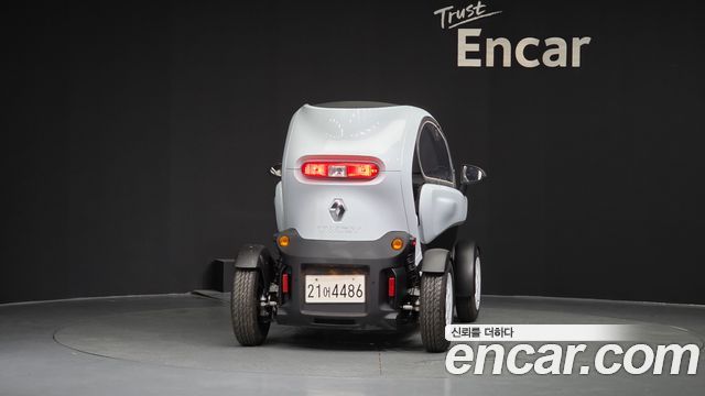 Renault (Samsung) Twizy Life(2-Seater) — пробег 42 км — фото 4 из 5