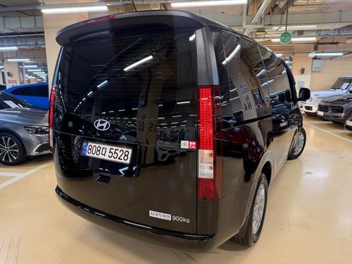 Hyundai Staria L3.5 Cargo 3-Seater Modern — пробег 23 000 км — фото 5 из 5