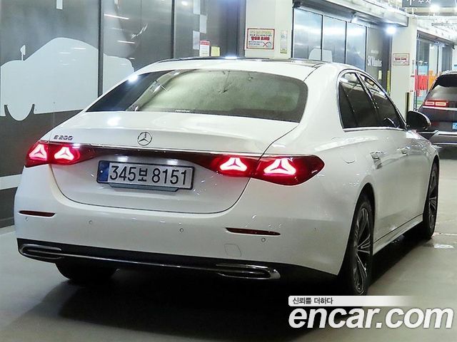 Mercedes-Benz E-Class из Кореи Encar
