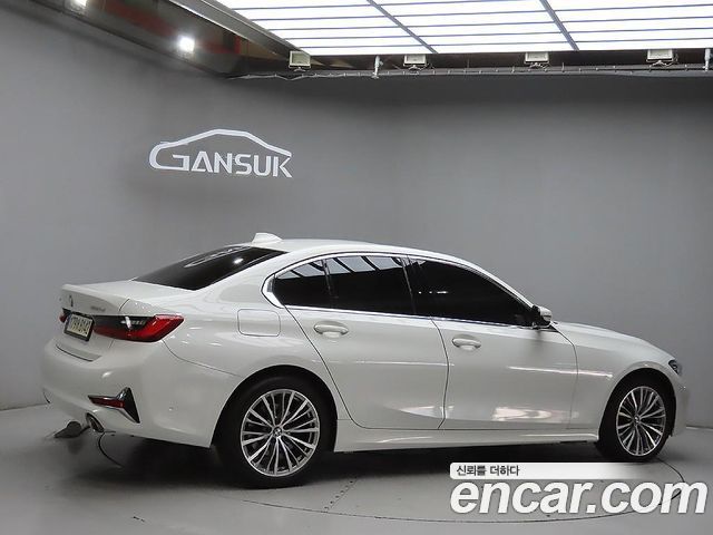 BMW 3-Series 320d xDrive Luxury — пробег 65 379 км — фото 4 из 5