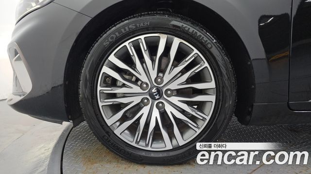 Kia K7 из Кореи Encar