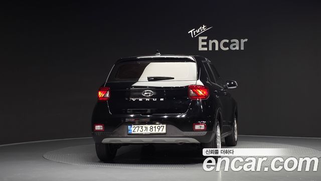 Hyundai Venue из Кореи Encar