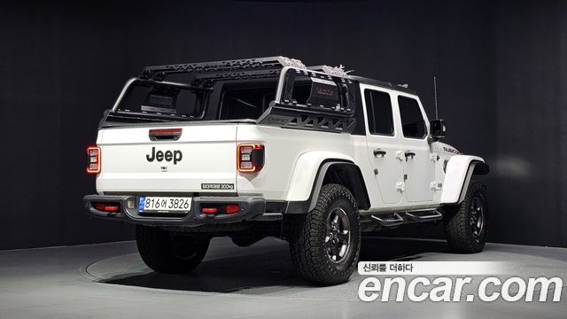 Jeep Gladiator 3.6 Rubicon — пробег 16 355 км — фото 2 из 5