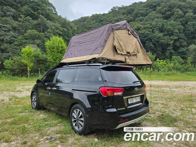Kia Carnival из Кореи Encar