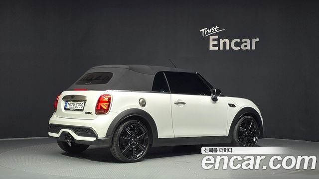 Mini Cooper Convertible из Кореи Encar