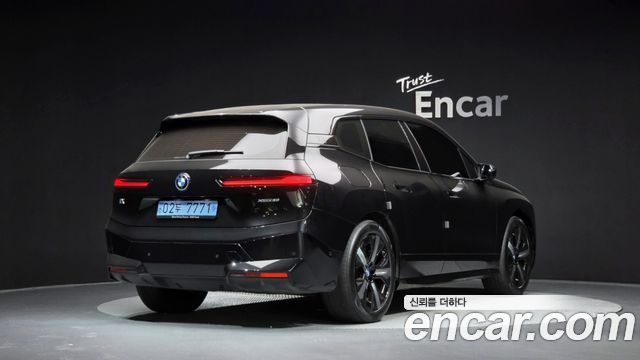 BMW iX из Кореи Encar