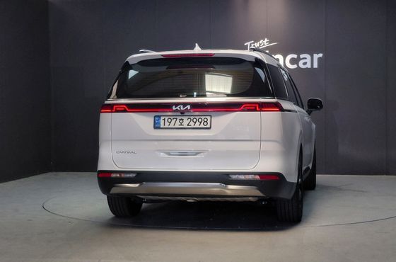 Kia Carnival Gasoline 9-Seater Signature — пробег 27 222 км — фото 4 из 5