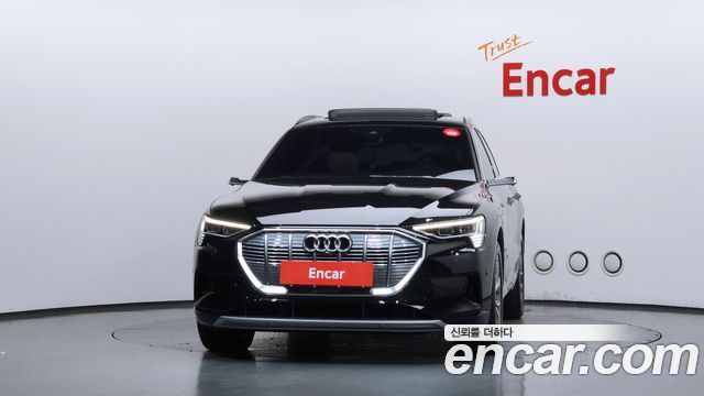 Audi e-tron из Кореи Encar