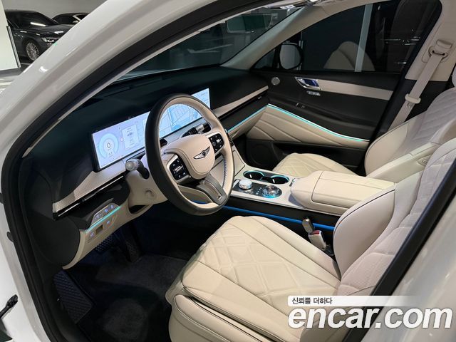 Genesis GV80 2.5T Gasoline 2WD — пробег 315 км — фото 4 из 5