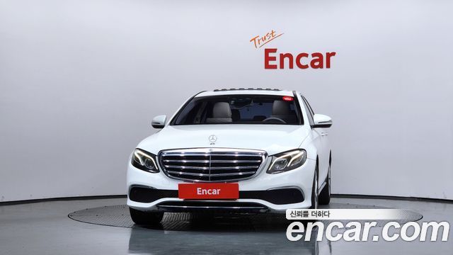 Mercedes-Benz E-Class из Кореи Encar