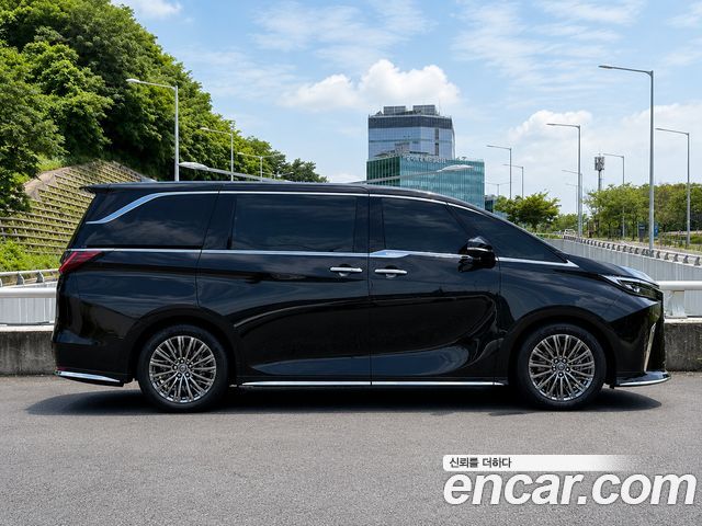 Lexus LM 500h Royal — пробег 20 476 км — фото 3 из 5