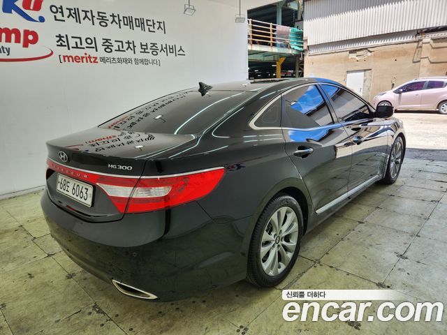 Hyundai Grandeur HG300 Royal — пробег 179 000 км — фото 4 из 5