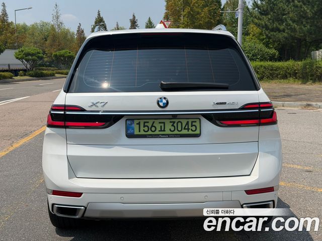 BMW X7 xDrive 40i Design Pure Excellence 6-Seater — пробег 11 343 км — фото 4 из 5