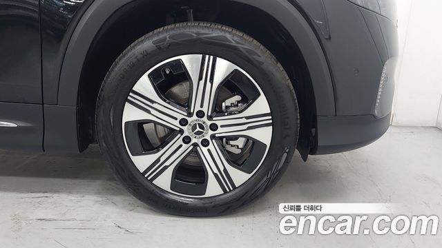 Mercedes-Benz EQB из Кореи Encar