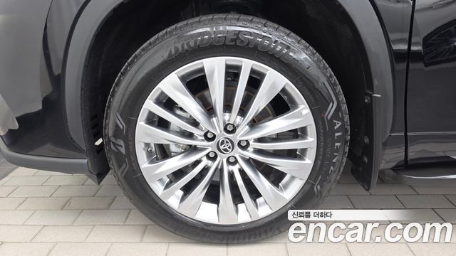 Toyota Highlander 2.5 4WD Platimum — пробег 26 621 км — фото 5 из 5