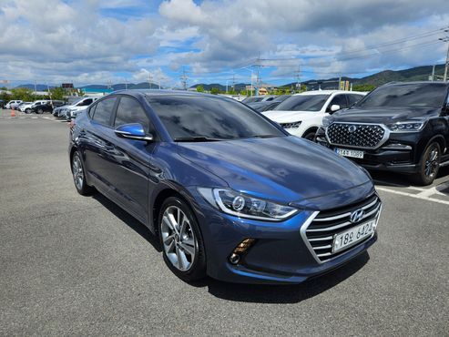 Hyundai AVANTE 1.6 GDI Value Plus — пробег 121 546 км — фото 1 из 5