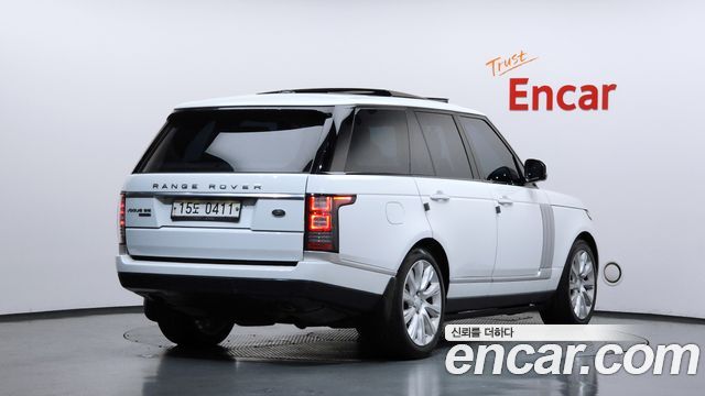 Land Rover Range Rover 4.4 SDV8 Vogue SE DIESEL — пробег 186 551 км — фото 2 из 5