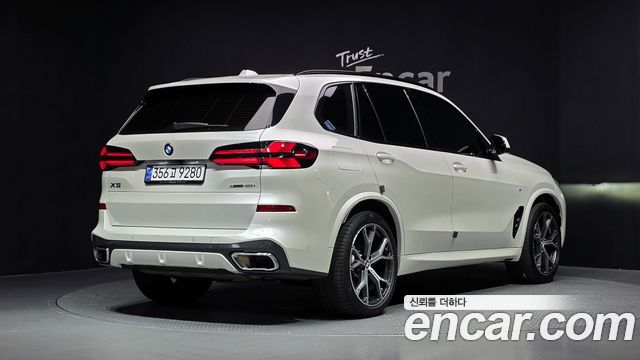 BMW X5 xDrive 40i M Sport — пробег 79 266 км — фото 2 из 5
