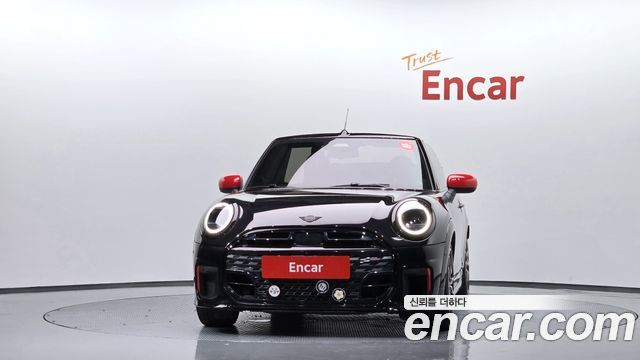 Mini Cooper Convertible JCW — пробег 8 846 км — фото 3 из 5