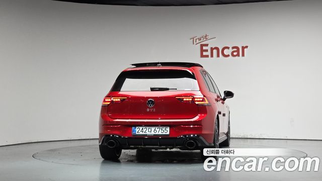 Volkswagen Golf 2.0 GTI — пробег 7 189 км — фото 4 из 5