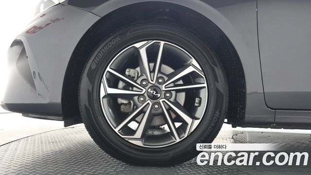 Kia K3 из Кореи Encar