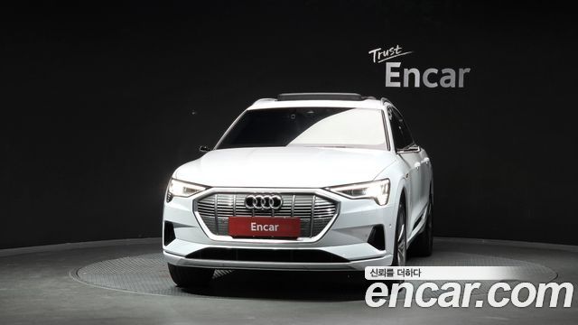 Audi e-tron из Кореи Encar