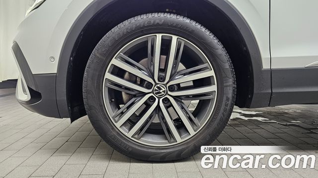 Volkswagen Tiguan из Кореи Encar