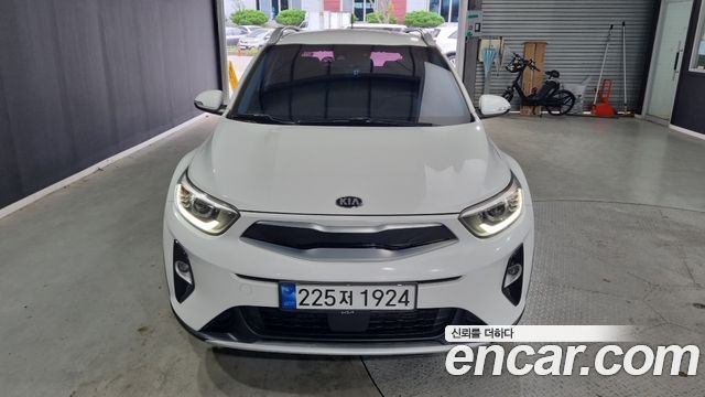 Kia Stonic 1.4 Prestige — пробег 132 550 км — фото 3 из 5