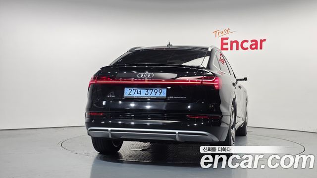 Audi e-tron из Кореи Encar