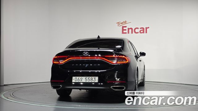 Hyundai Grandeur из Кореи Encar