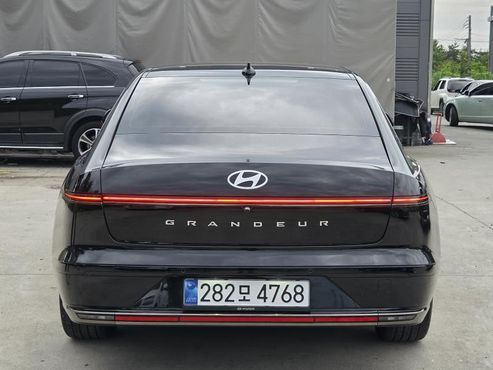 Hyundai Grandeur 2,5 Gasoline 2WD Calligraphy — пробег 86 886 км — фото 4 из 5