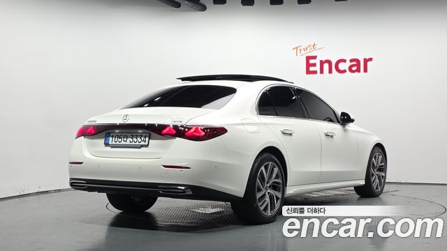 Mercedes-Benz E-Class из Кореи Encar