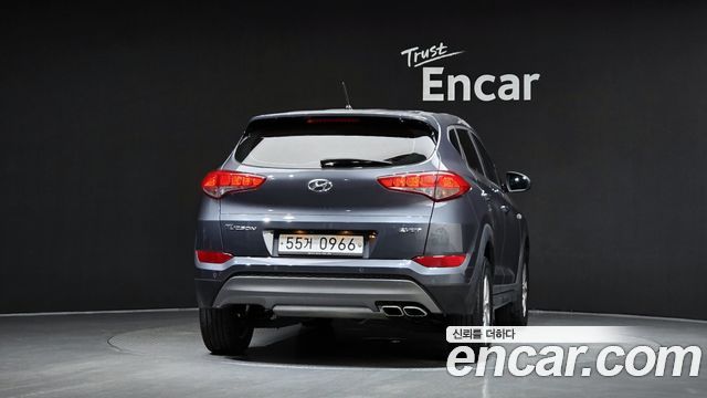 Hyundai Tucson Diesel 2.0 2WD Style — пробег 94 253 км — фото 4 из 5