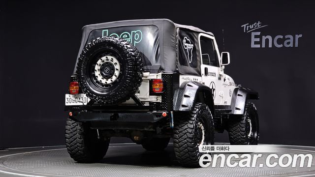 Jeep Wrangler Sahara 2door — пробег 130 272 км — фото 2 из 5