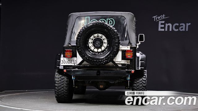Jeep Wrangler Sahara 2door — пробег 130 272 км — фото 4 из 5