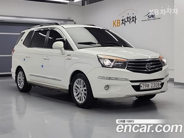 Ssangyong KORANDO 4WD GT 11-seater — пробег 205 929 км — фото 4 из 5