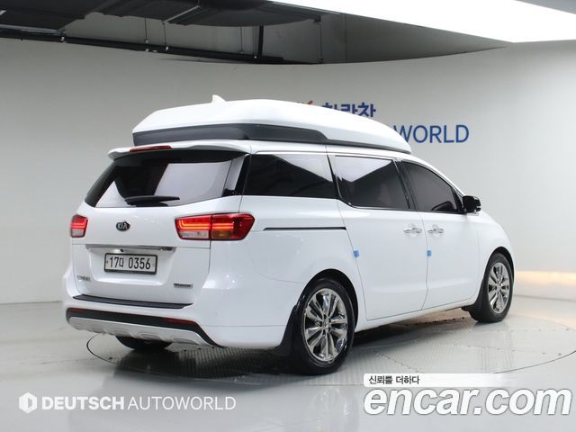 Kia Carnival 9-seater Hi-Limousine Prestige High roof — пробег 170 000 км — фото 2 из 5